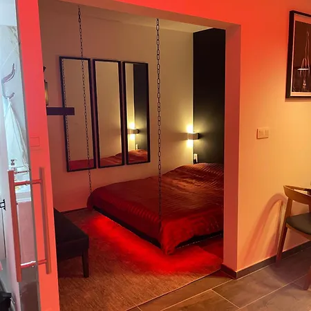 Bed & Breakfast Charnel - 50 Nuances Luik