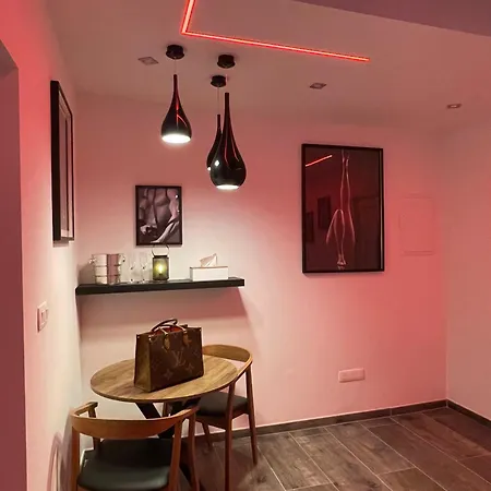 Bed & Breakfast Charnel - 50 Nuances