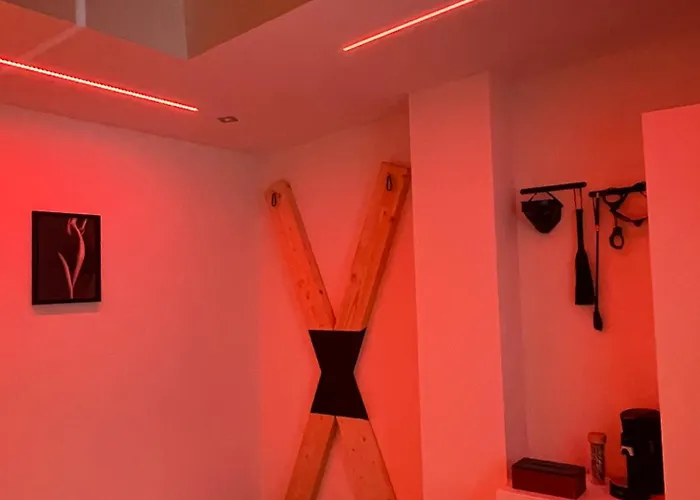 Alojamento de Acomodação e Pequeno-almoço Charnel - 50 Nuances 3*