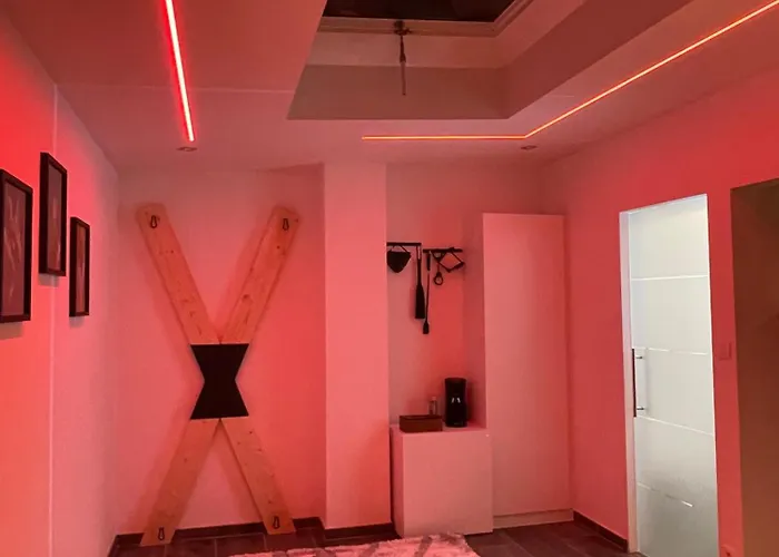 Charnel - 50 Nuances Nocleg ze śniadaniem