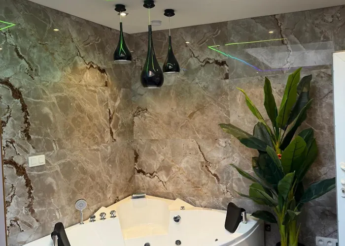 Charnel - Bali Liege